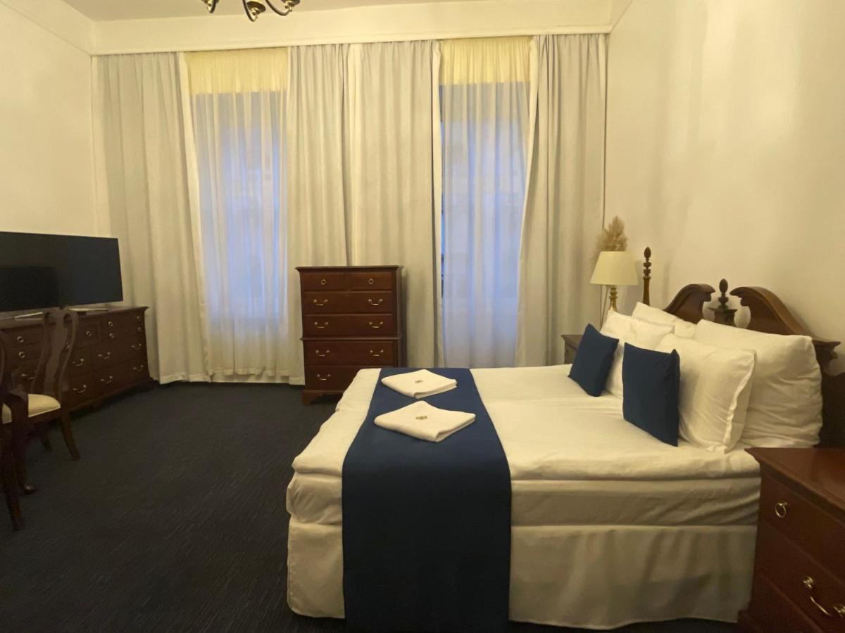Opera16 Guestrooms Budapest Exteriör bild